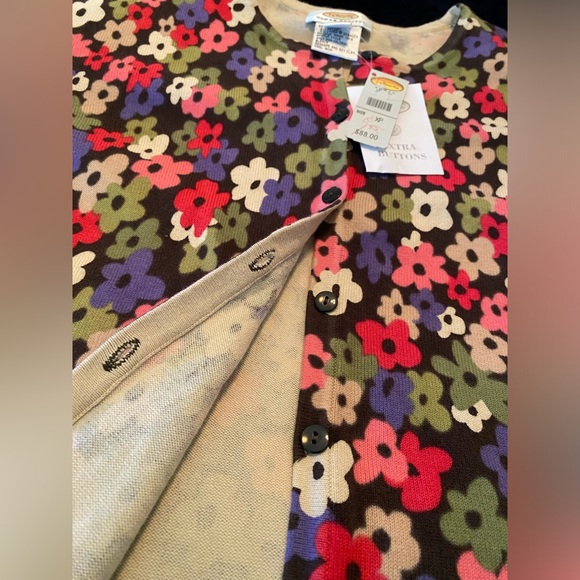 Talbots button up - Picture 6 of 8